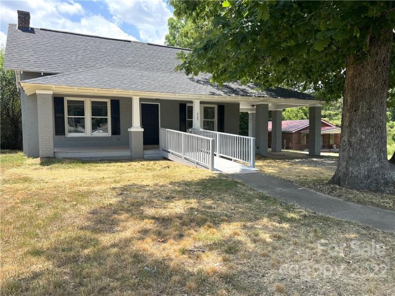 Property image 2 at 222 S Morrow Avenue, Albemarle, NC 28001