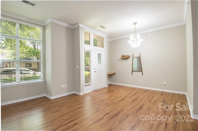 Property image 2 at 2125 Southend Drive, Charlotte, NC 28203