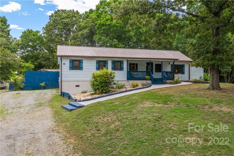 Property image 3 at 139 Regency Road, Mooresville, NC 28117