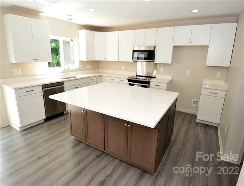 Property image 5 at 2518 Harwood Hills Lane, Charlotte, NC 28214