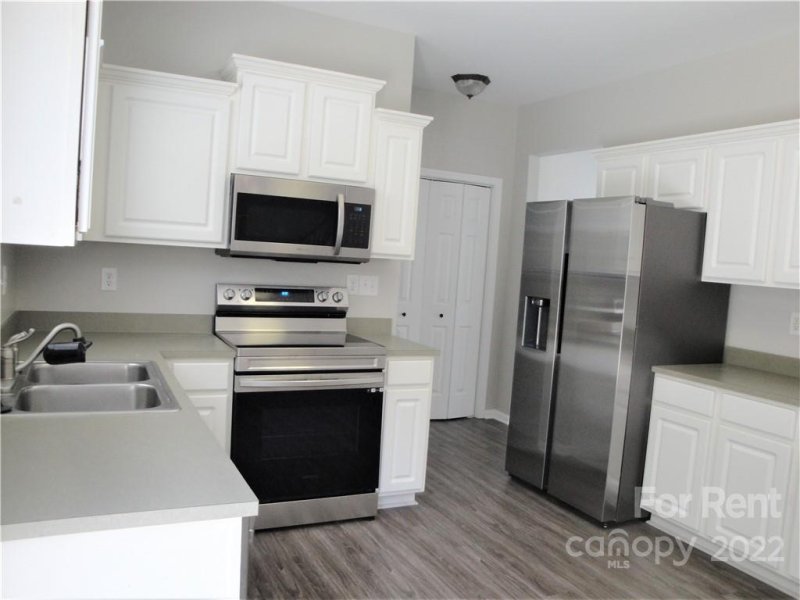 Property image 3 at 132 Meandering Way Lane, Mooresville, NC 28117