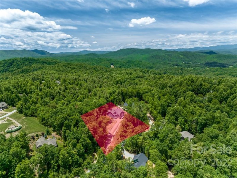 Property image 4 at 143 Long Tail Lane, Hendersonville, NC 28739