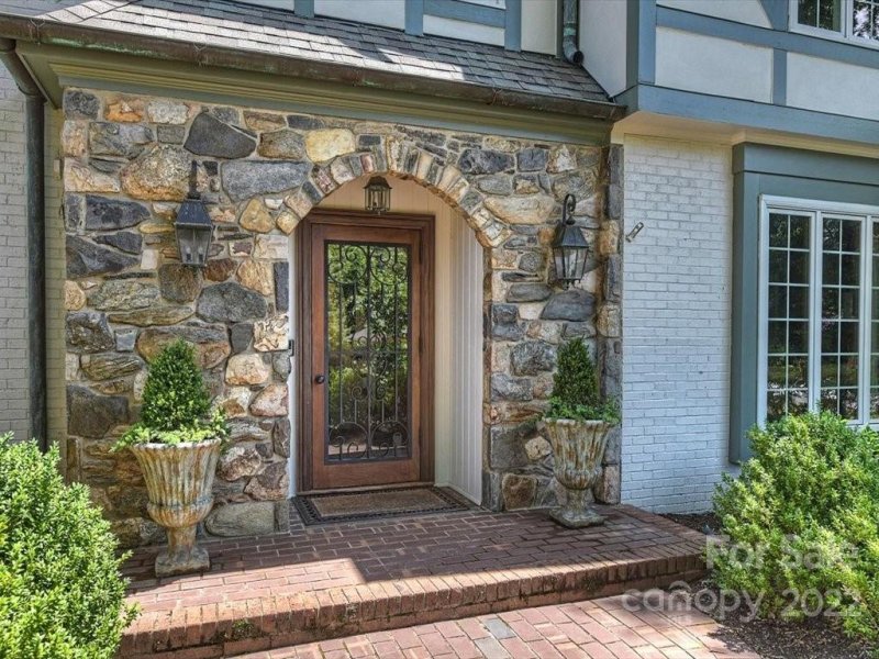 Property image 3 at 4018 Carnoustie Lane, Charlotte, NC 28210