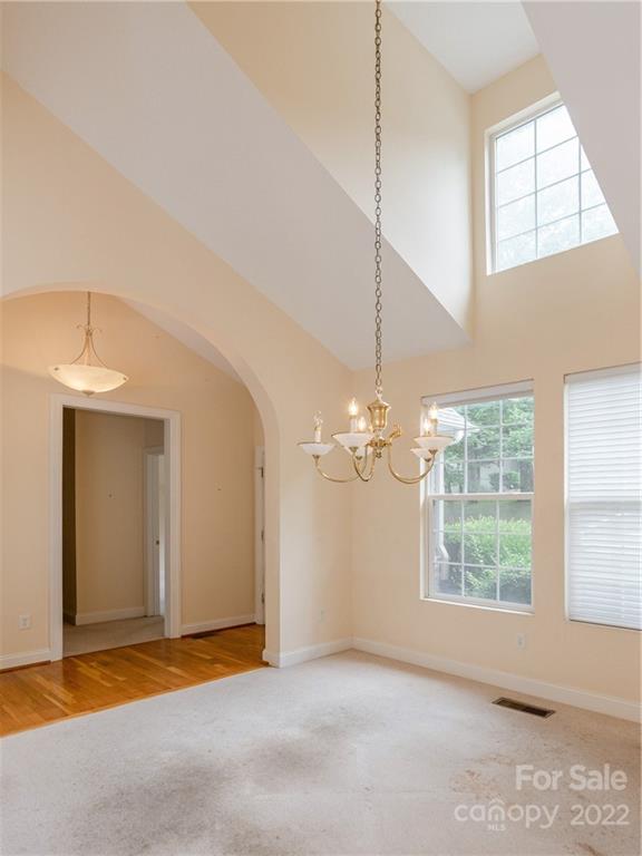 Property image 2 at 104 Petunia Lane, Asheville, NC 28803