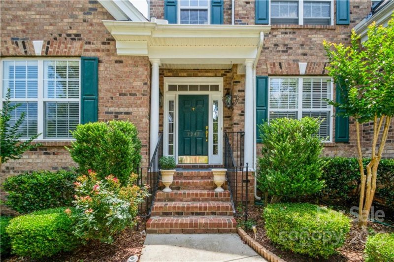 Property image 3 at 7947 Heatherstone Drive, Harrisburg, NC 28075