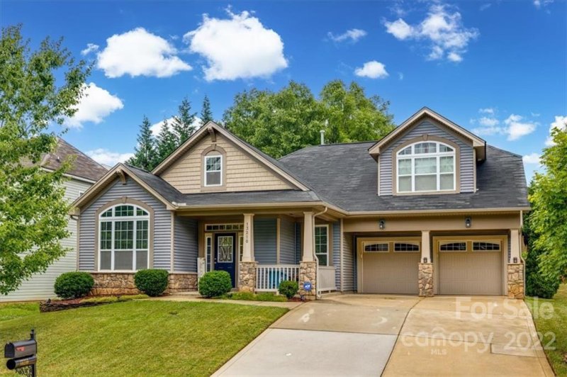 13210 Reunion Street