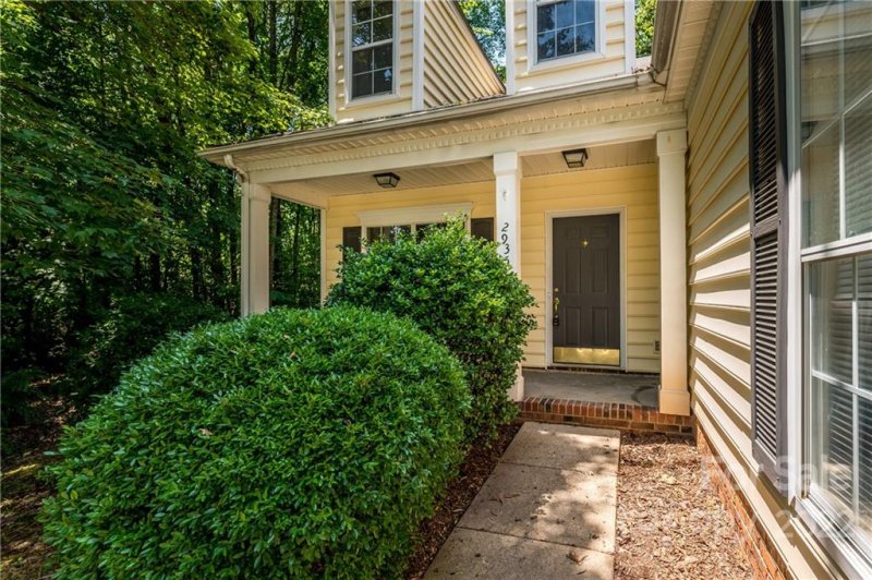 Property image 3 at 2935 Canary Court, Charlotte, NC 28269