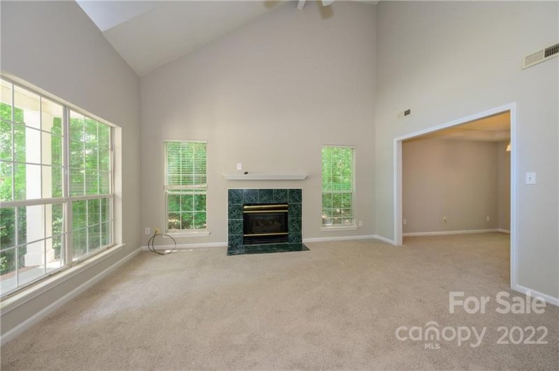 Property image 5 at 2935 Canary Court, Charlotte, NC 28269