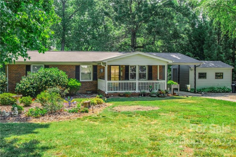 Property image 2 at 2535 Oakwood Circle, Rock Hill, SC 29732