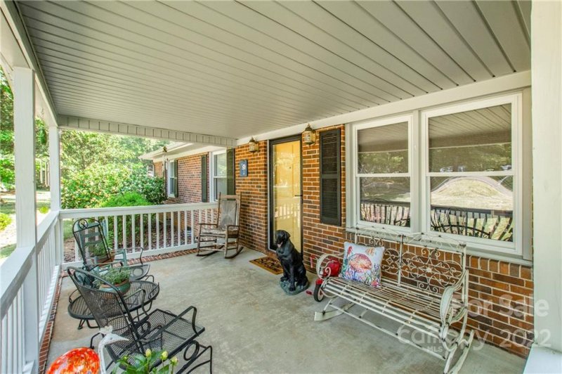 Property image 3 at 2535 Oakwood Circle, Rock Hill, SC 29732