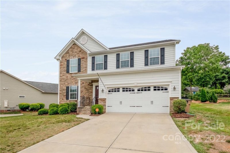 Property image 4 at 7011 Clover Hill Road, Indian Trail, NC 28079