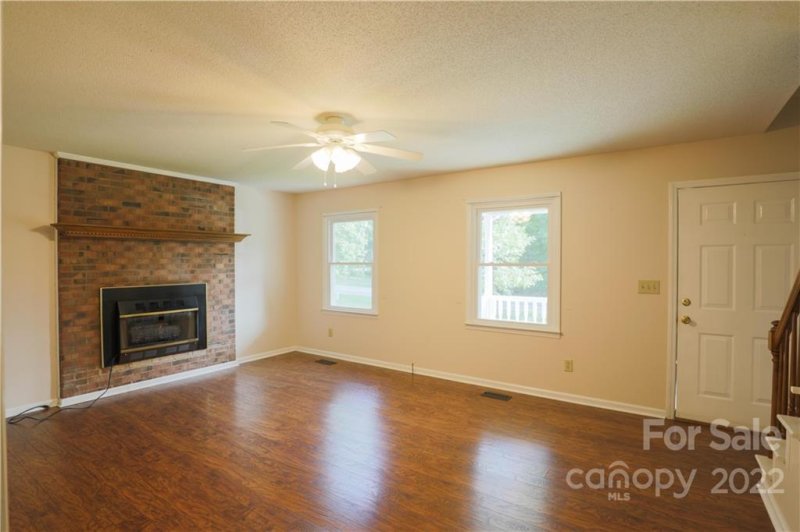 Property image 3 at 774 Pinehaven Circle, Clover, SC 29710