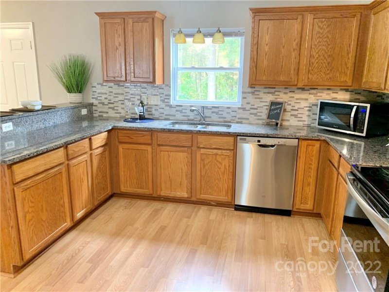 Property image 5 at 1706 Long Paw Lane, Charlotte, NC 28214