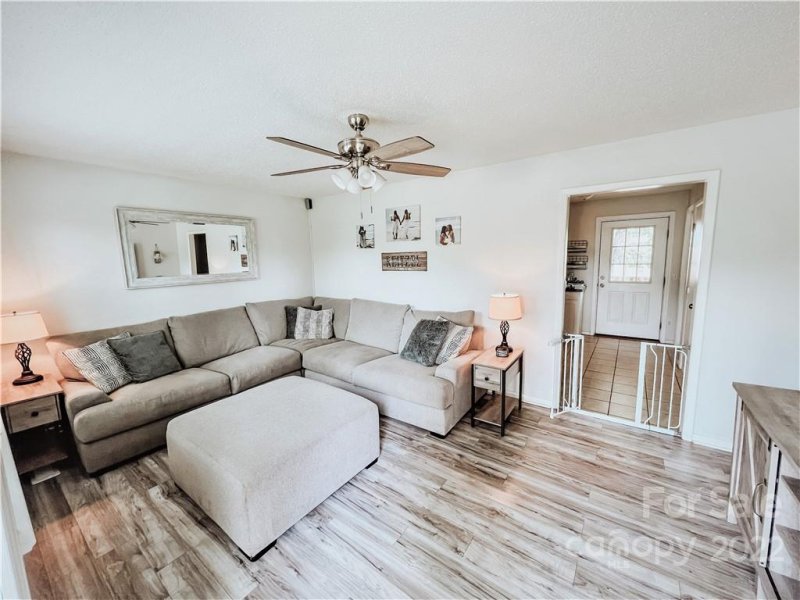 Property image 4 at 15 Claridge Court, Newton, NC 28658