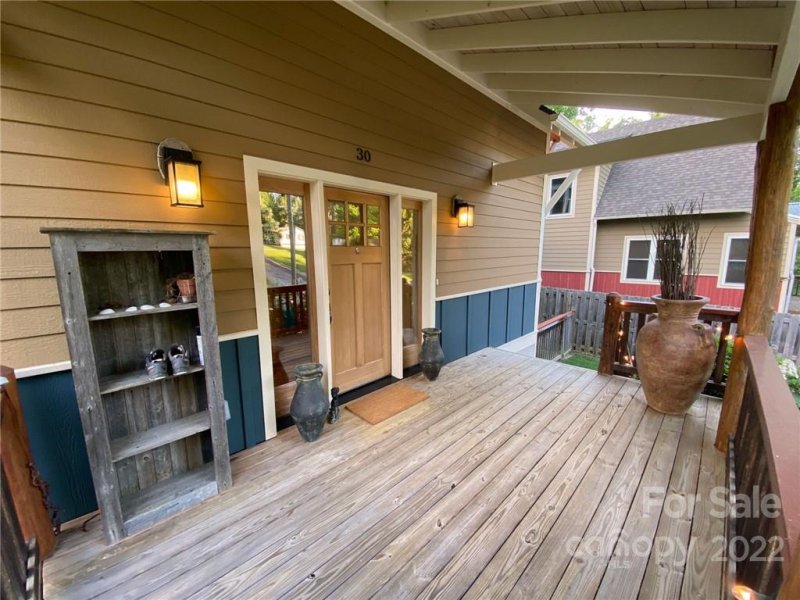Property image 5 at 30 Florida Avenue, Asheville, NC 28806