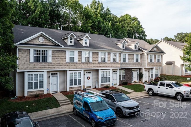 Property image 2 at 5622 Katherine Court, Dallas, NC 28034