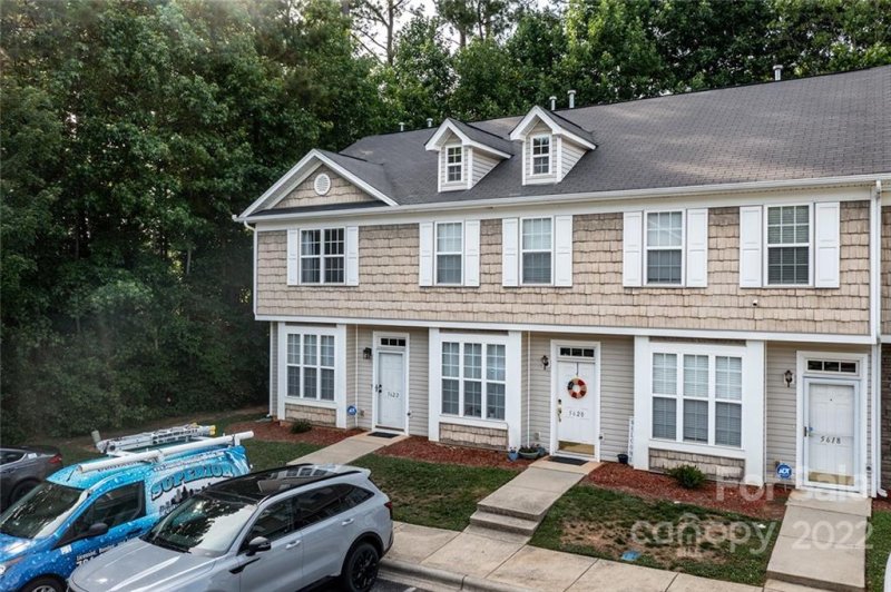 Property image 4 at 5622 Katherine Court, Dallas, NC 28034