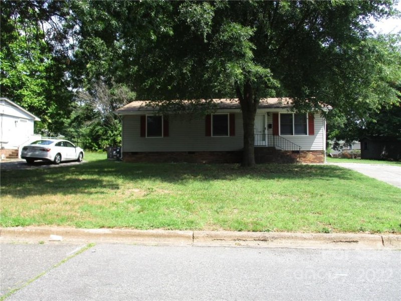 Property image 3 at 1118 Balthis Drive, Gastonia, NC 28054