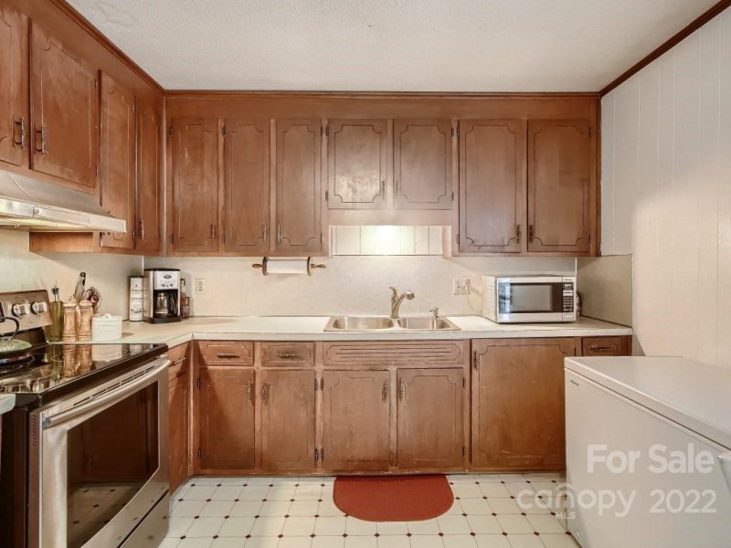 Property image 5 at 15217 Catawba Circle, Matthews, NC 28104