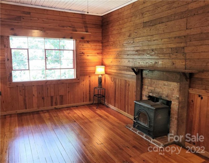 Property image 3 at 30 Weston Drive, Black Mountain, NC 28711
