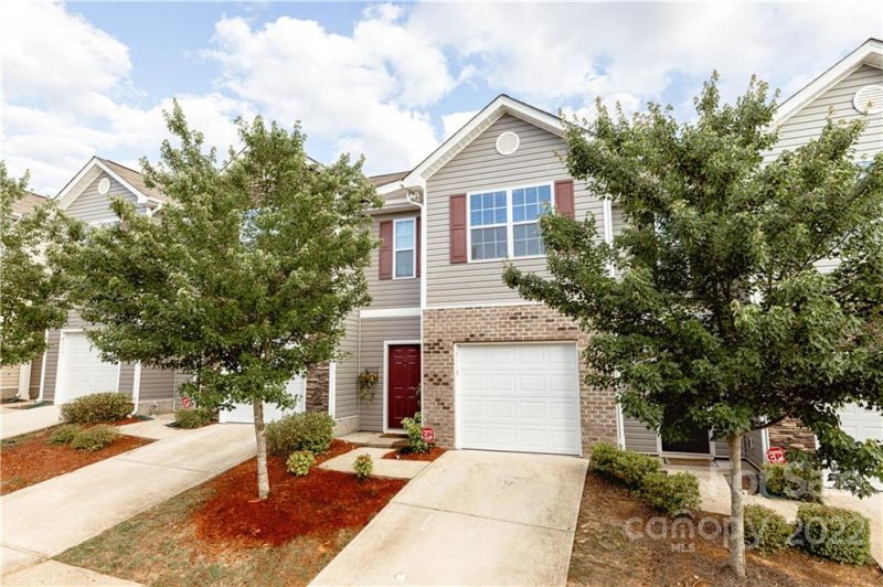 Property image 2 at 7618 Galvin Street, Charlotte, NC 28215