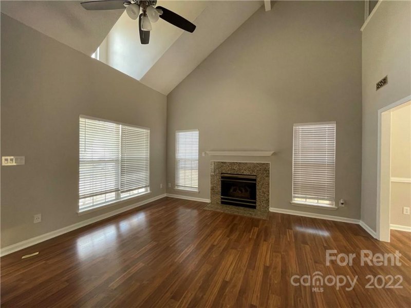 Property image 3 at 2915 Canary Court, Charlotte, NC 28269