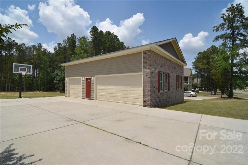 Property image 4 at 2407 Enchanto Road, York, SC 29745