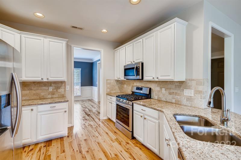 Property image 5 at 1003 Sharon Lee Avenue, Fort Mill, SC 29708