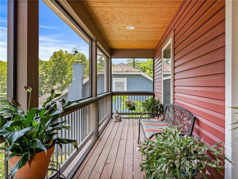 Property image 2 at 166 Laurel Loop, Asheville, NC 28806