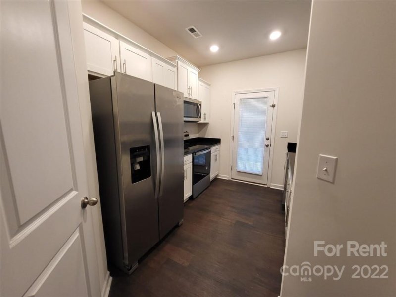 Property image 4 at 6103 Guildford Hill Lane, Charlotte, NC 28215