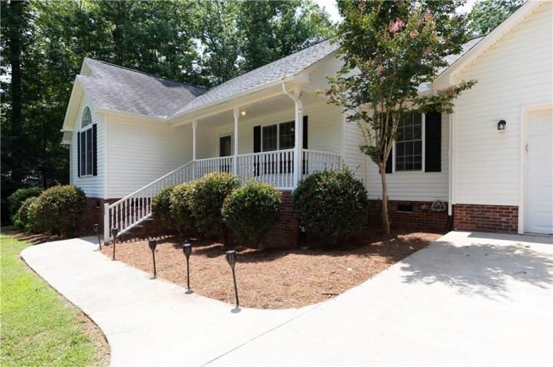 Property image 5 at 255 Tanager Drive, York, SC 29745
