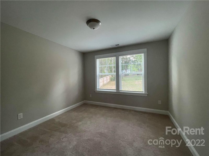Property image 5 at 501 Owen Boulevard, Charlotte, NC 28213