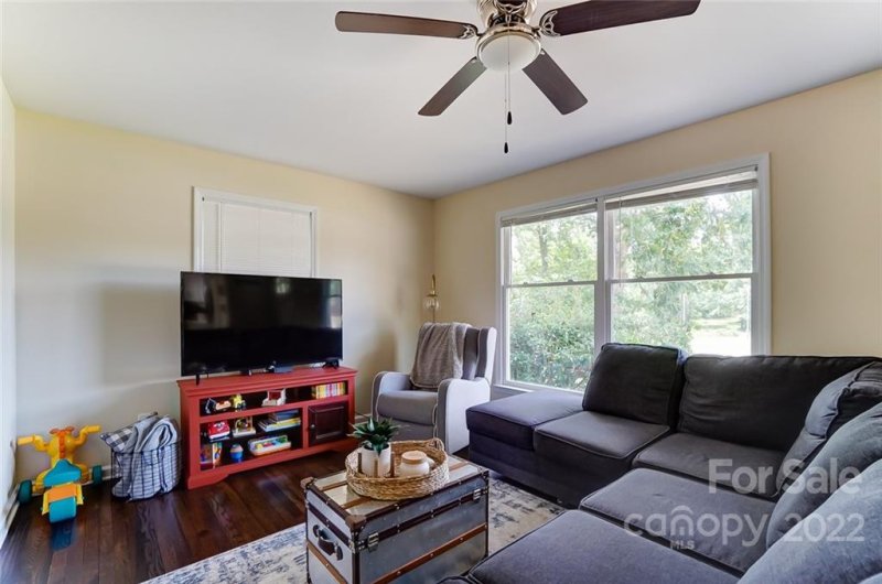 Property image 5 at 314 Flat Rock Street, Clover, SC 29710