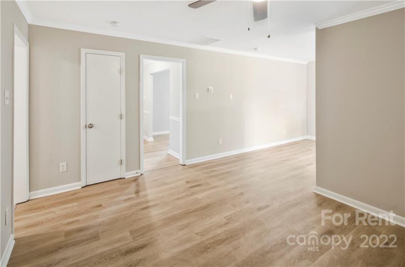 Property image 4 at 5917 Olinda Street, Charlotte, NC 28215