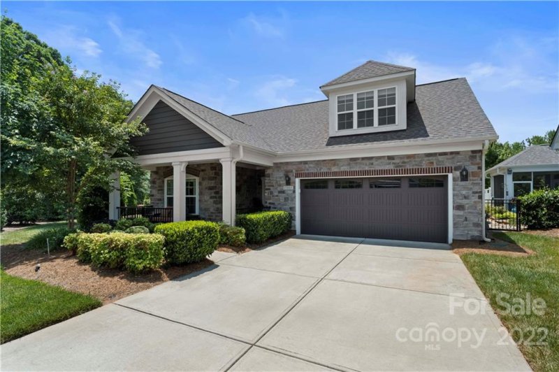 Property image 2 at 17005 Courtside Landing Drive, Cornelius, NC 28031