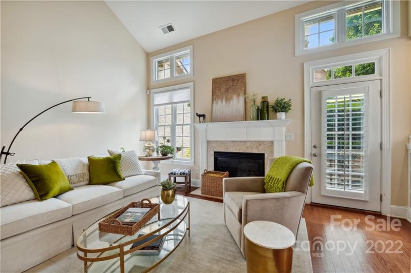 Property image 5 at 11704 Easthampton Circle, Charlotte, NC 28277