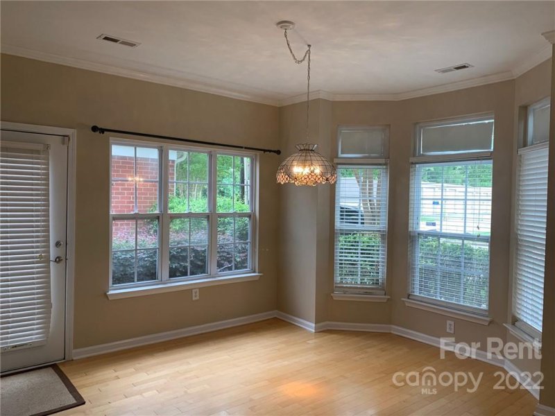 Property image 4 at 905 Central Park Circle, Davidson, NC 28036