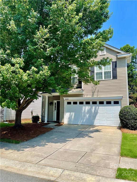 9039 Holland Park Lane