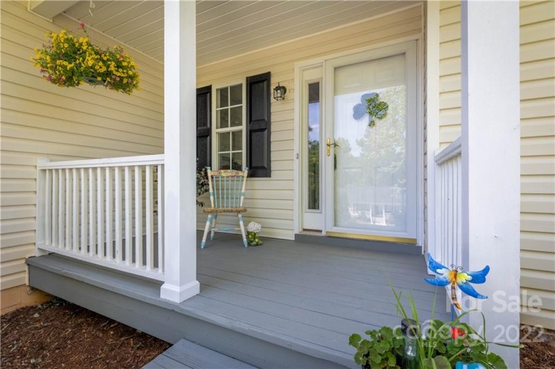 Property image 3 at 202 S River Glen Drive, Morganton, NC 28655