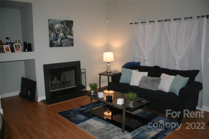 Property image 5 at 425 W 8th Street, Charlotte, NC 28202