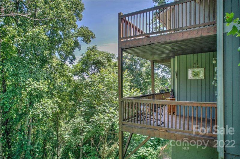 Property image 4 at 418 Windswept Drive, Asheville, NC 28801