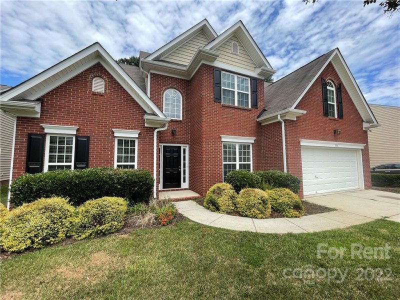 Property image 2 at 113 Margaret Hoffman Drive, Mount Holly, NC 28120