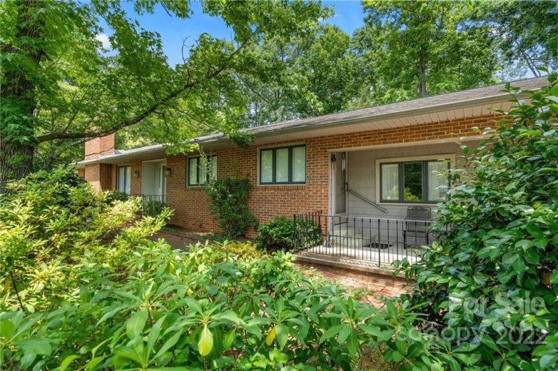 105 Hallelujah Hill Lane