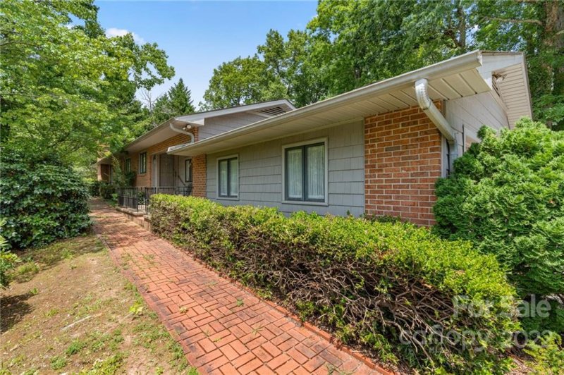 Property image 2 at 105 Hallelujah Hill Lane, Columbus, NC 28722