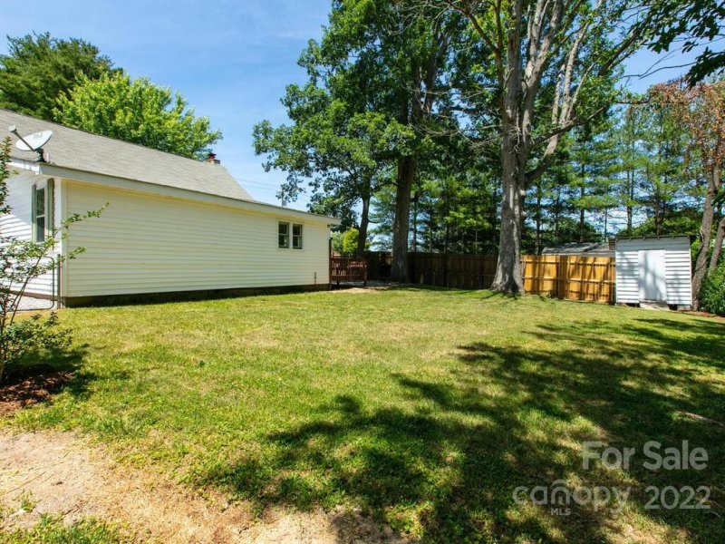 Property image 5 at 1109 Shepherd Street, Hendersonville, NC 28792