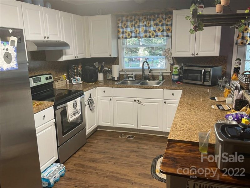 Property image 4 at 3514 Merry Oaks Lane, Dallas, NC 28034