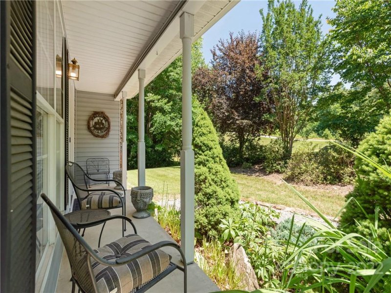 Property image 4 at 1209 Kanuga Ridge Road, Hendersonville, NC 28739