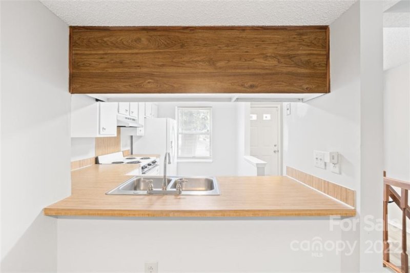 Property image 3 at 7301 Pebblestone Drive, Charlotte, NC 28212