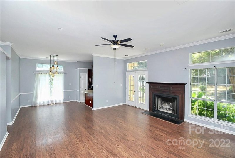 Property image 5 at 10536 Queensmead Circle, Charlotte, NC 28273