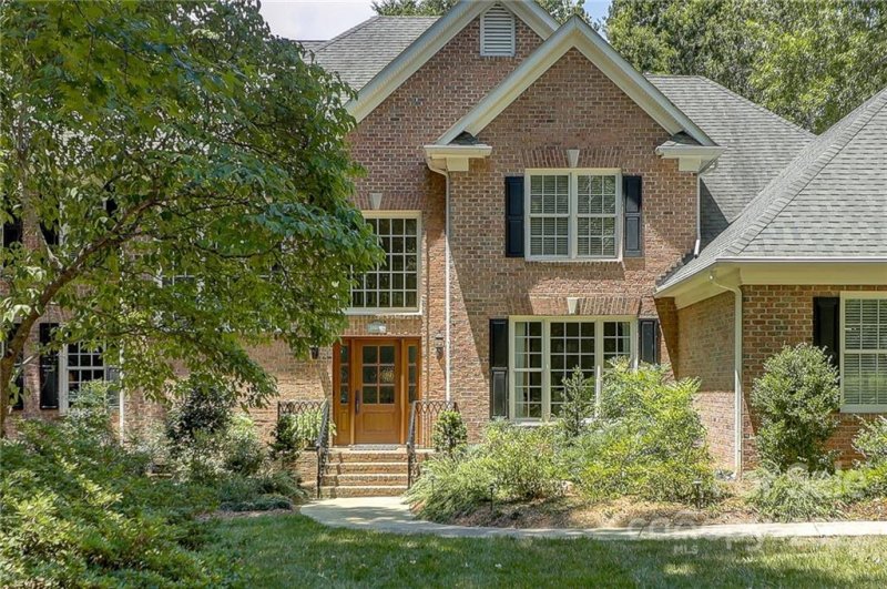 Property image 2 at 9004 Yellow Pine Court, Waxhaw, NC 28173